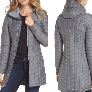 The North Face Thermoball 2 Parka size SMALL